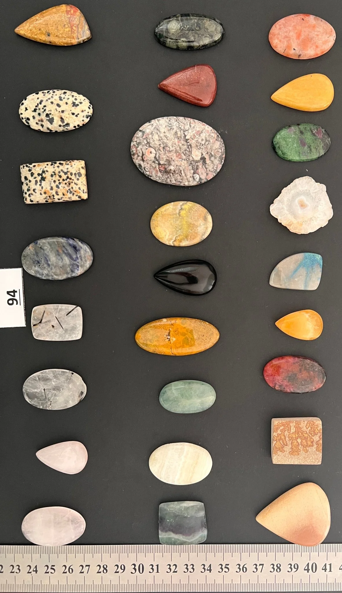Lot de 50 pierres N° 94 - Image 3