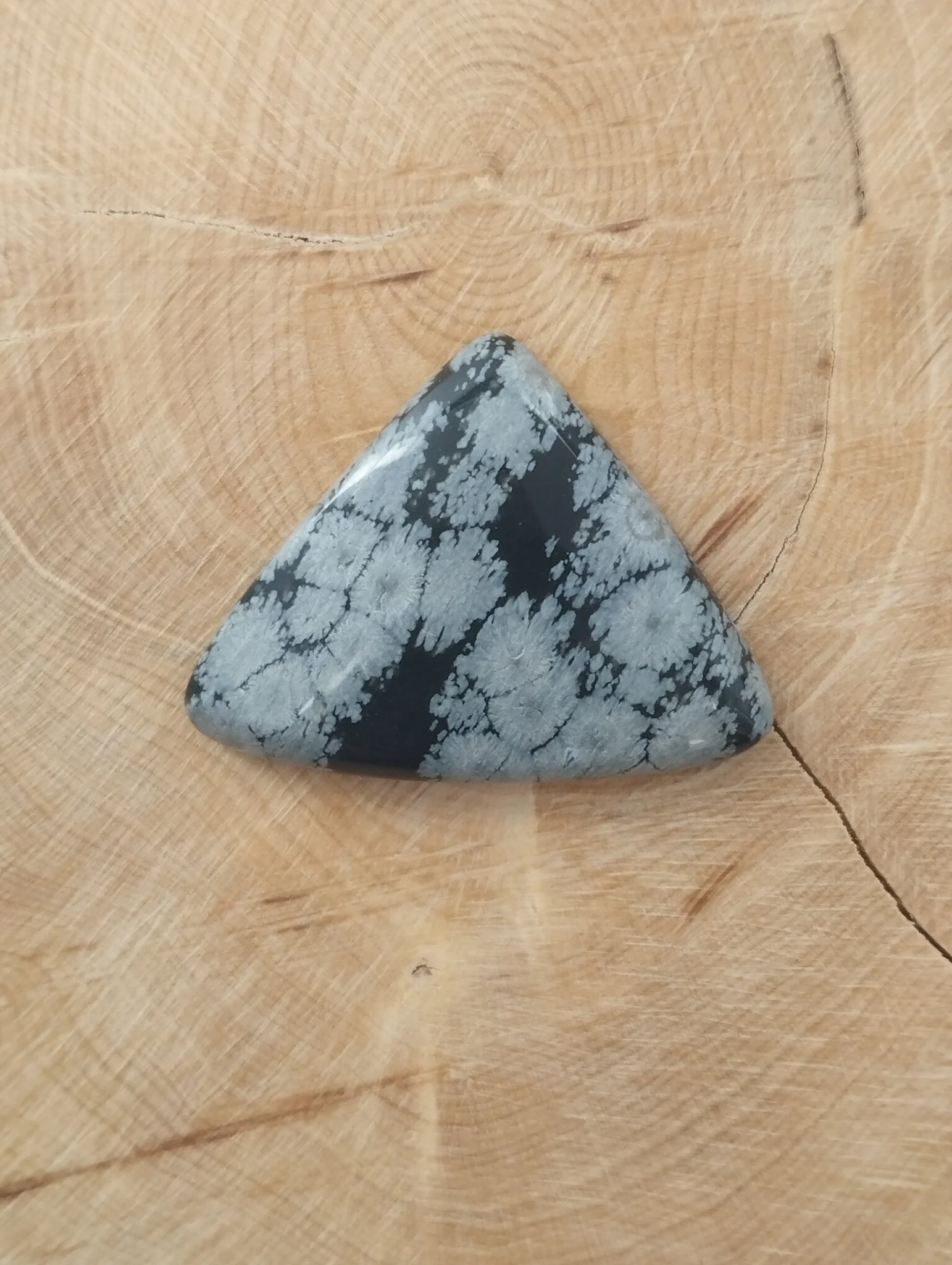 Obsidienne Flocon de Neige n°5 (3,3 cm x 2,5 cm)