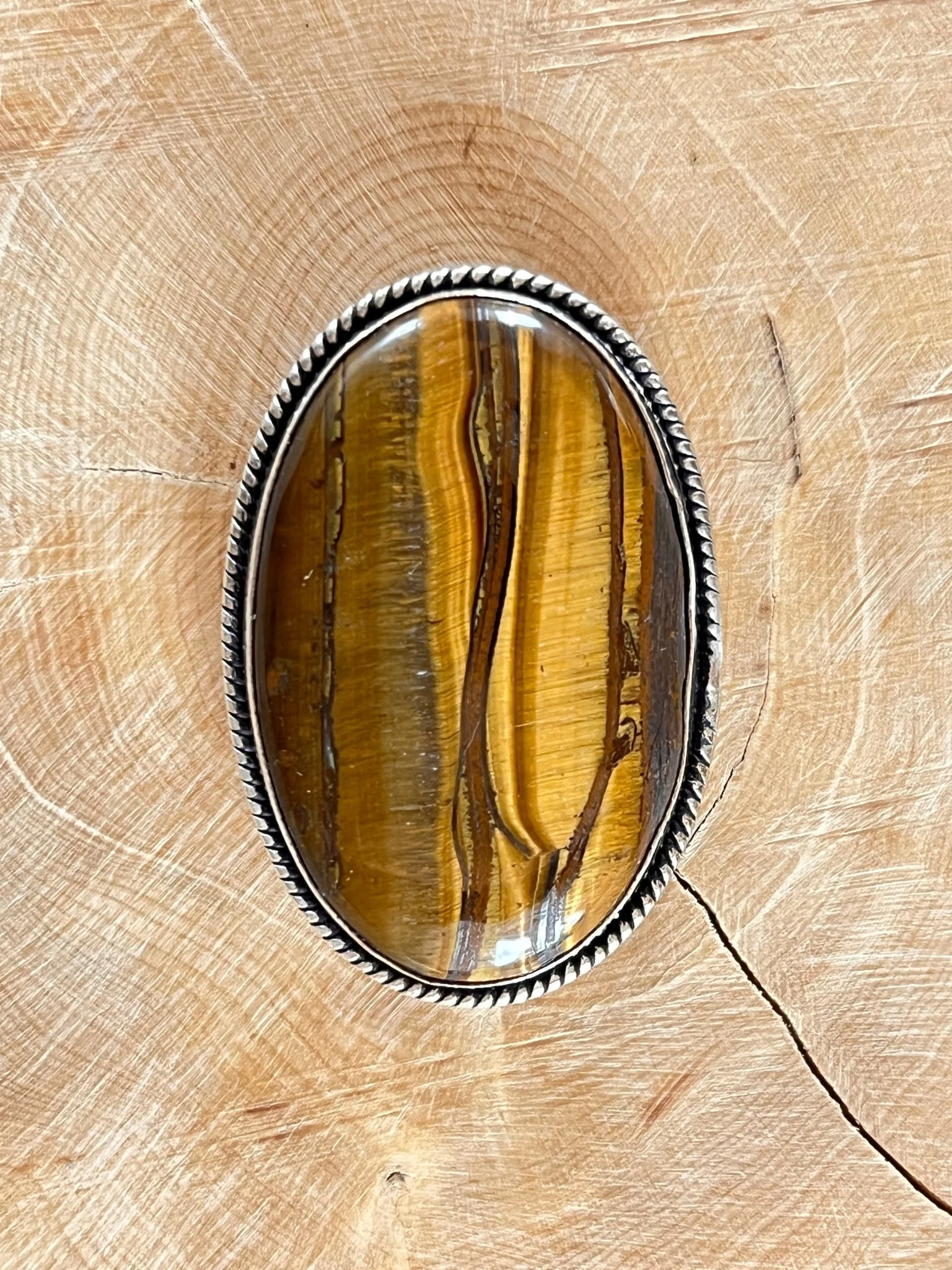 Oeil de Tigre sertie argenté n°A4 (4,3cm x 2,8cm)