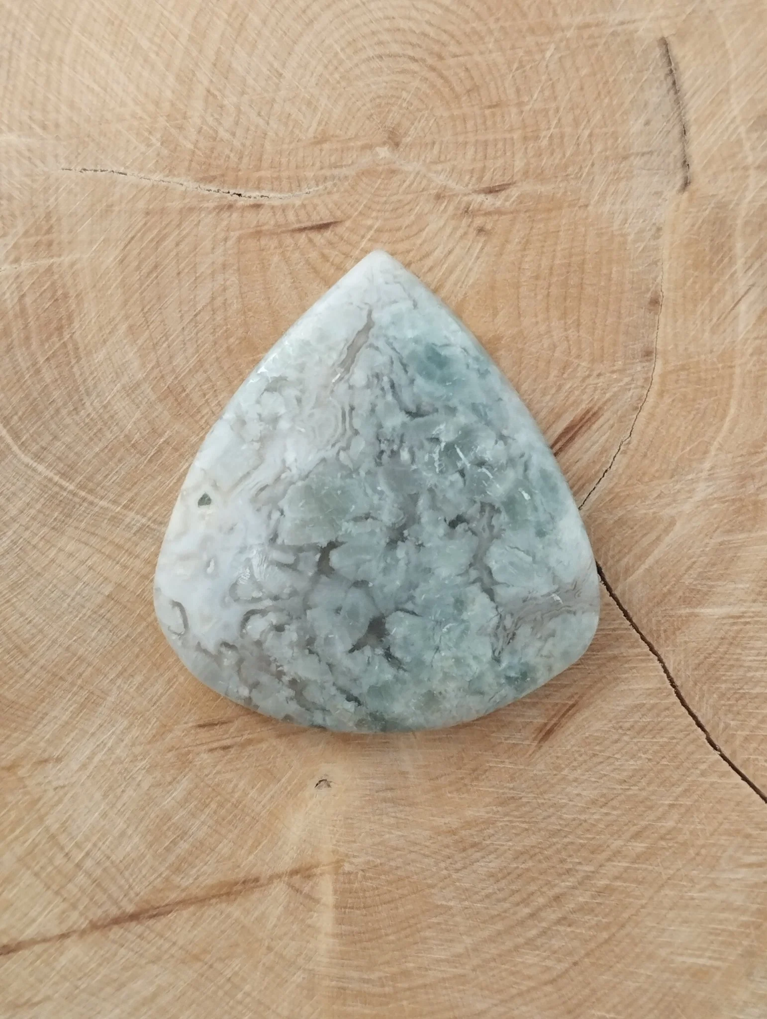 Opale Calcédoine n°2 (3,34 cm x 3,1 cm)