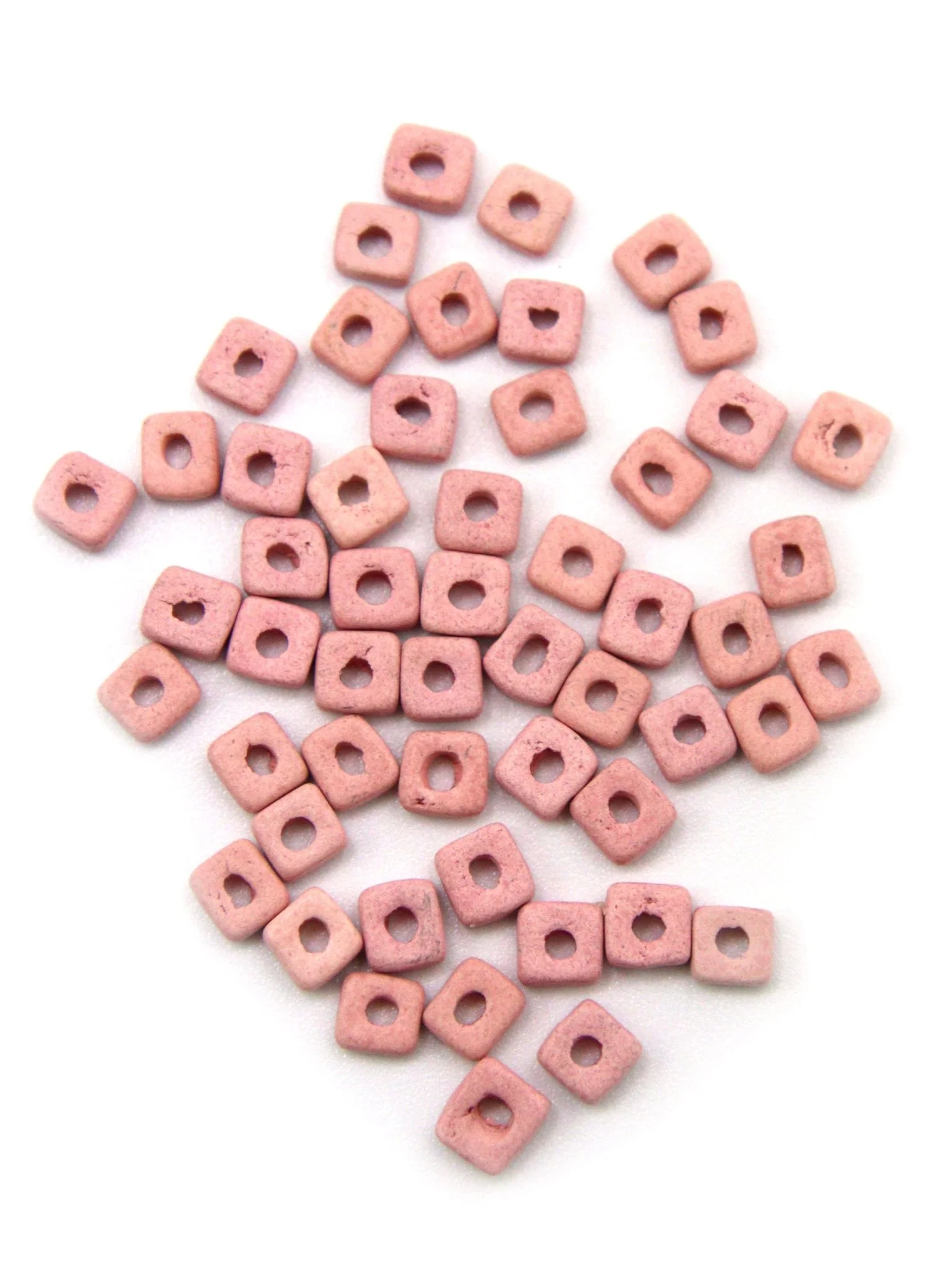 Perles plates en céramique - Fuschia