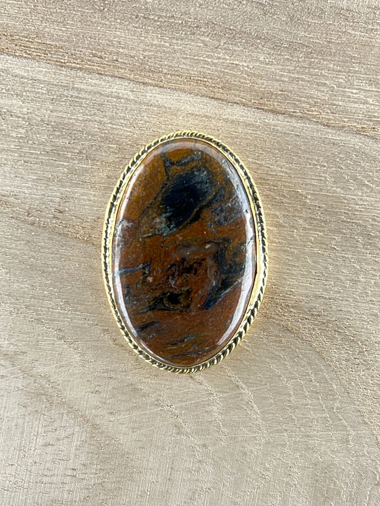 Piétersite sertie doré n°D2 (3,9cm x 2,9cm)